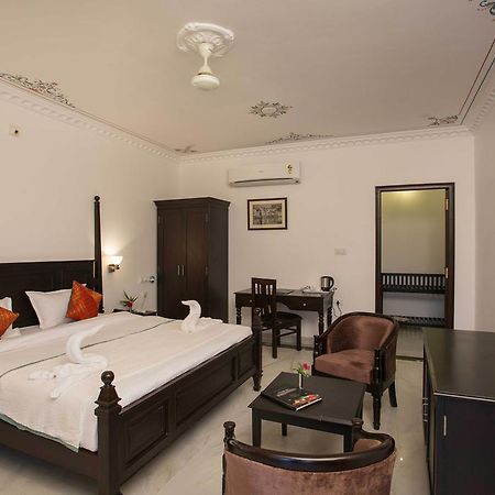 Hill Garden Retreat Ξενοδοχείο Ουνταϊπούρ Δωμάτιο φωτογραφία